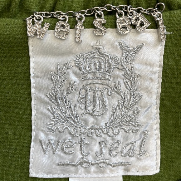 Wet Seal - Picture 3 of 10